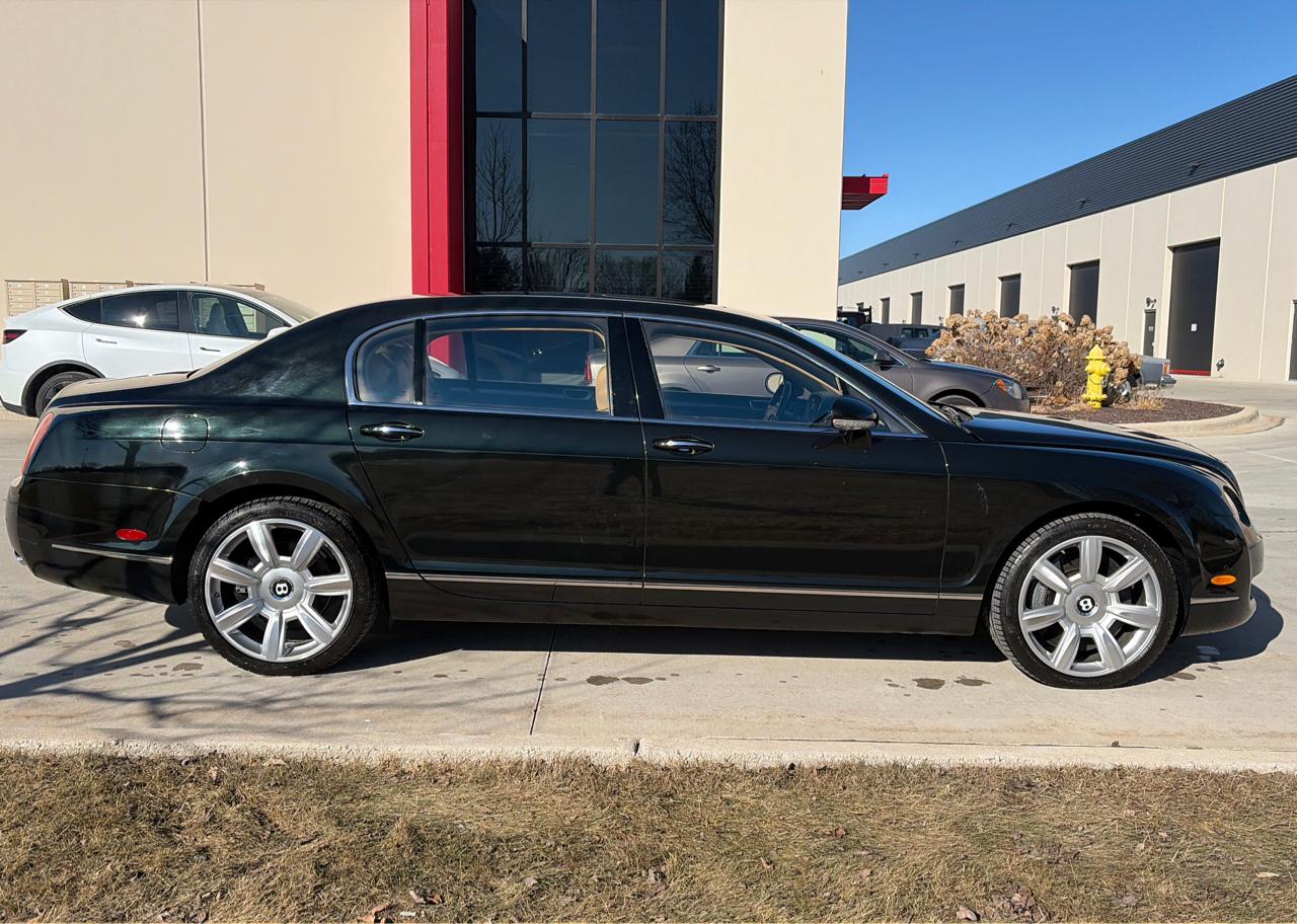 Bentley Continental Flying Spur Sedan 2006
