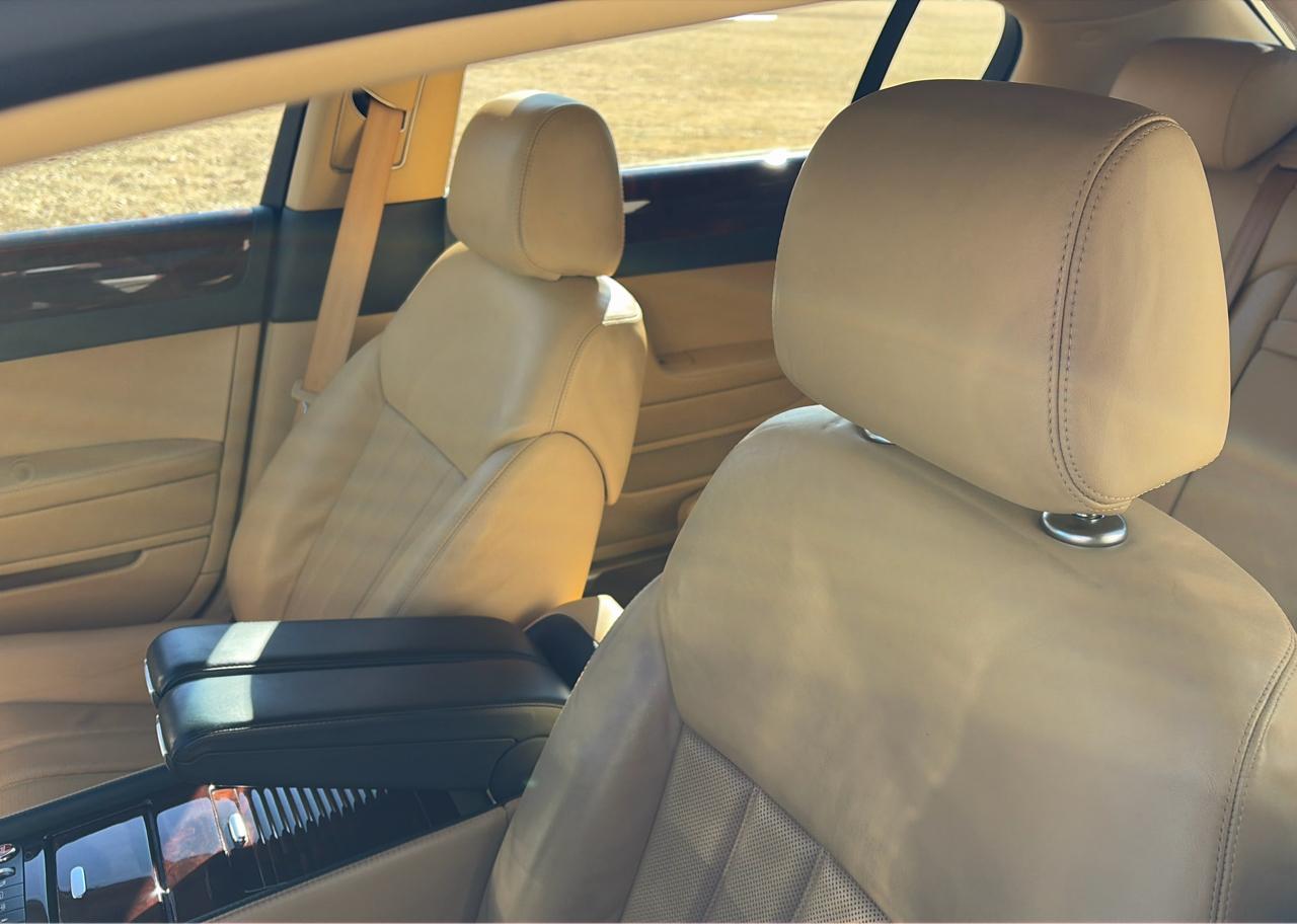 Bentley Continental Flying Spur Sedan 2006