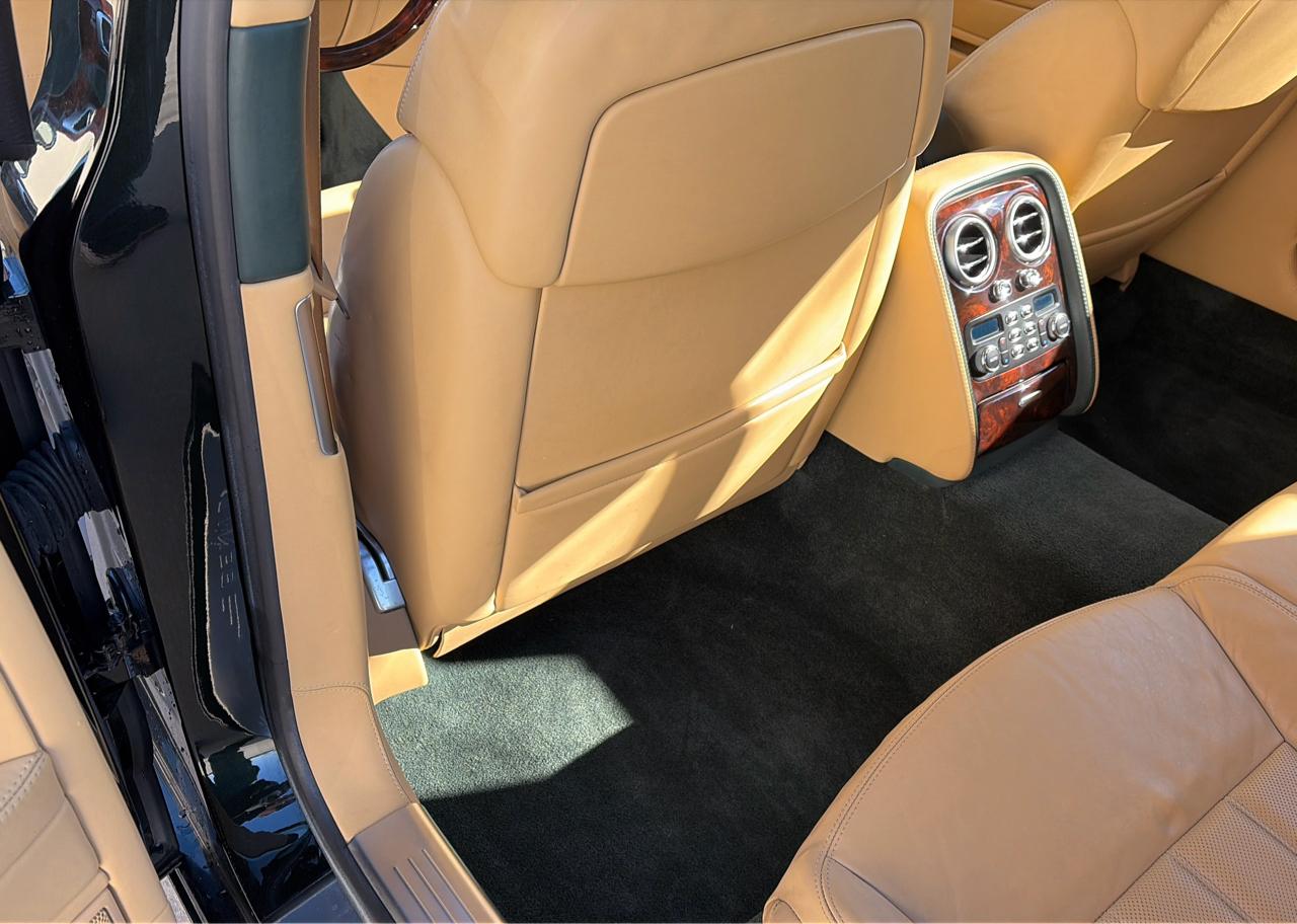 Bentley Continental Flying Spur Sedan 2006