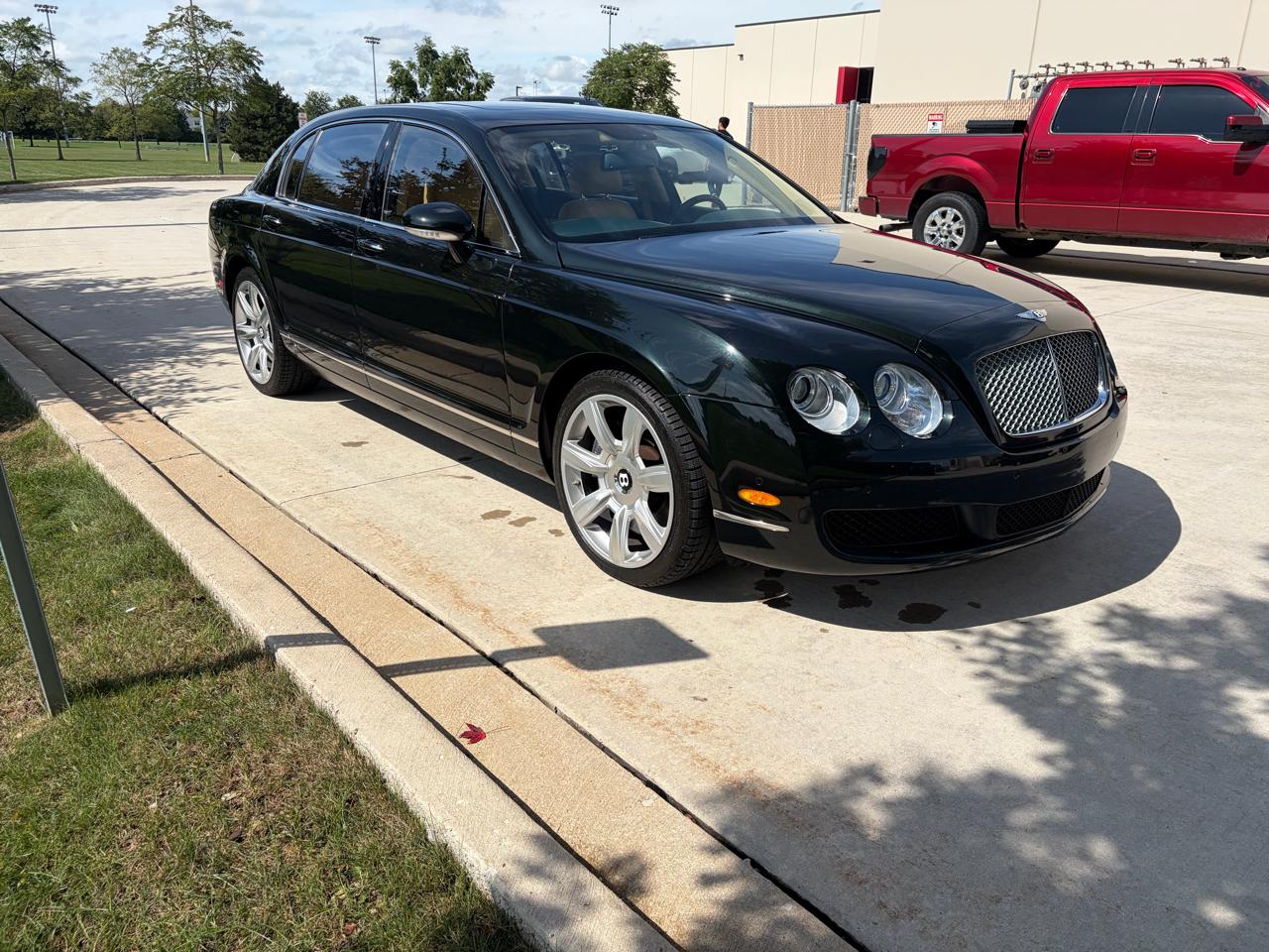 Bentley Continental Flying Spur Sedan 2006