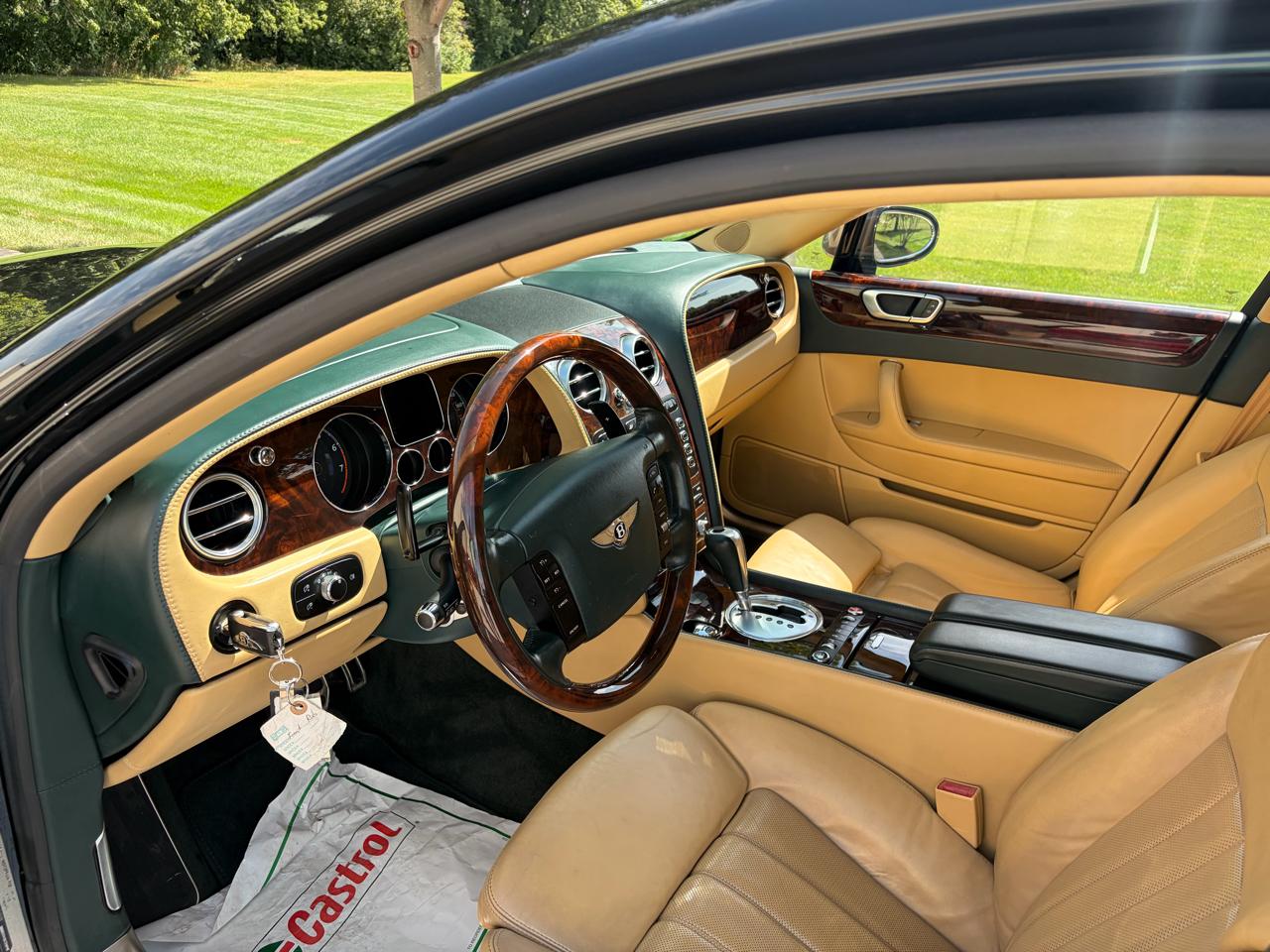 Bentley Continental Flying Spur Sedan 2006