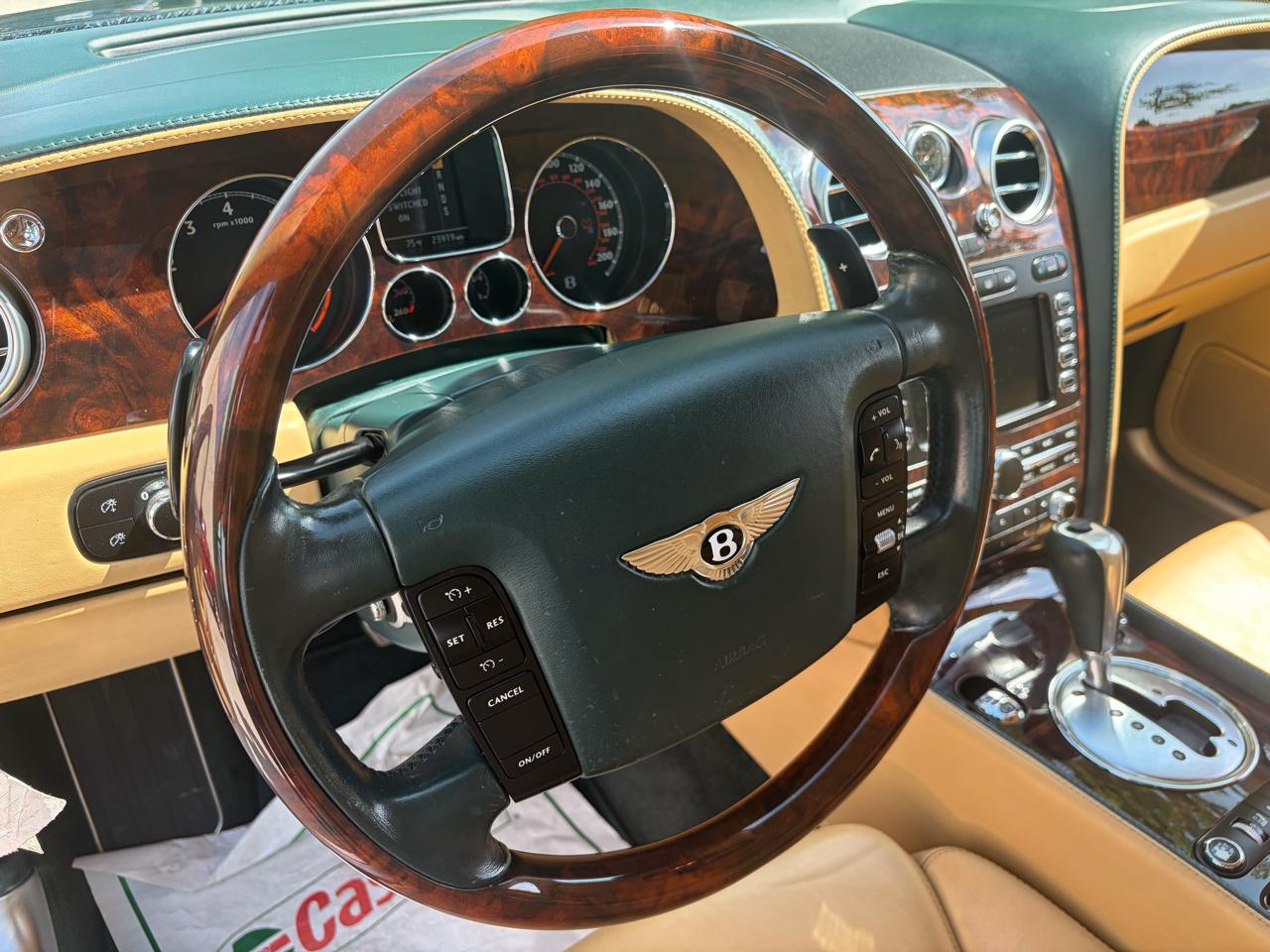 Bentley Continental Flying Spur Sedan 2006