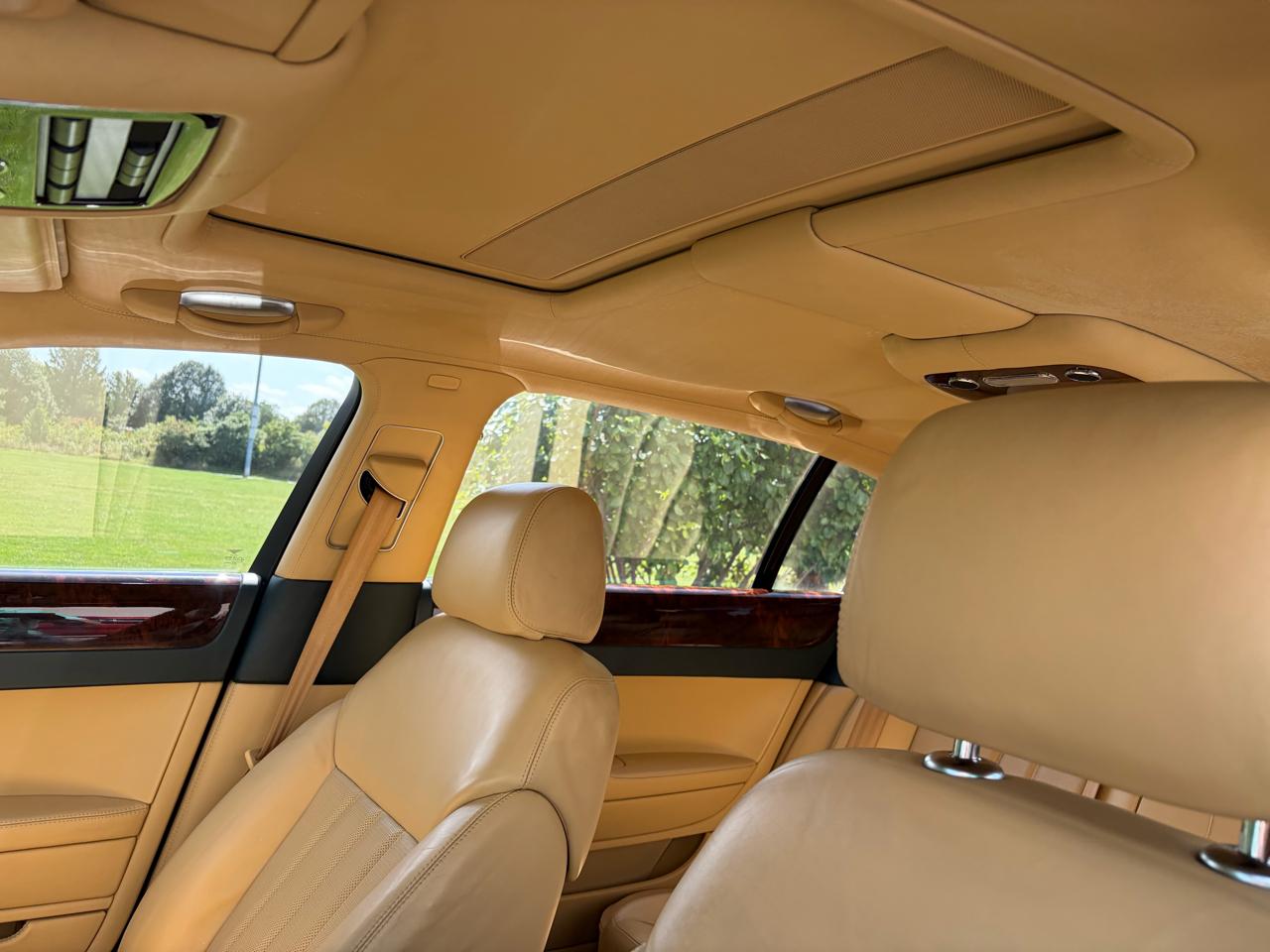 Bentley Continental Flying Spur Sedan 2006