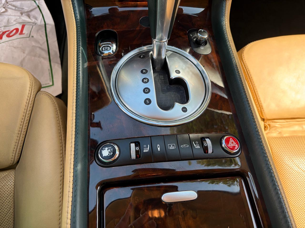 Bentley Continental Flying Spur Sedan 2006