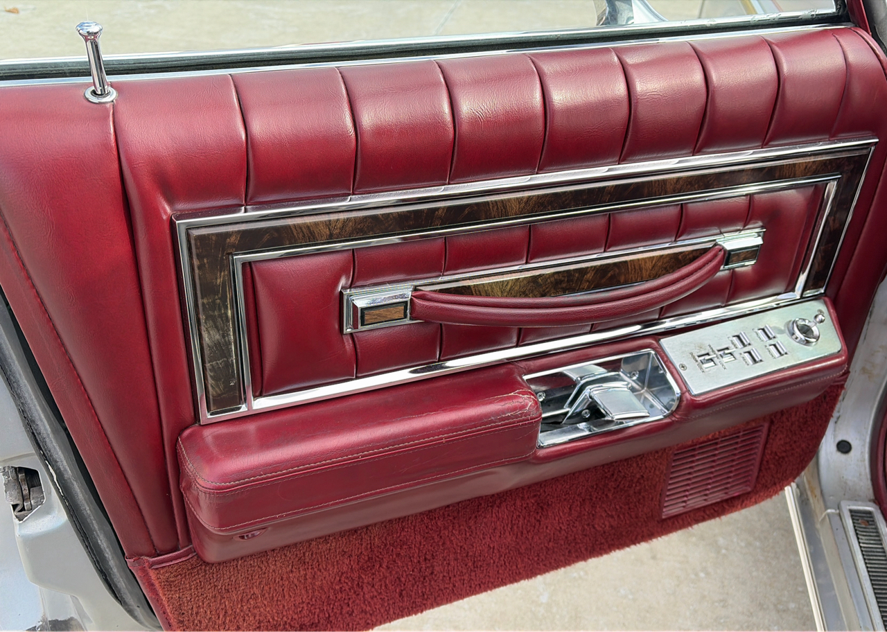 Lincoln Versailles  1979