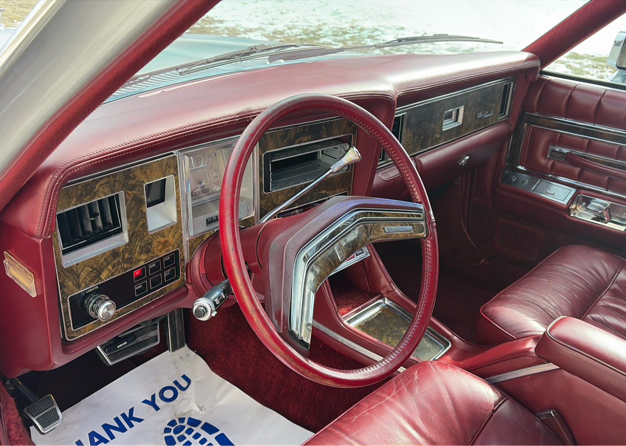 Lincoln Versailles  1979