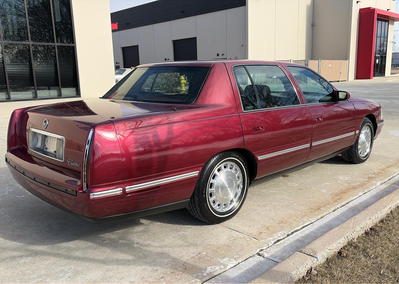 Cadillac DeVille Sedan 1997