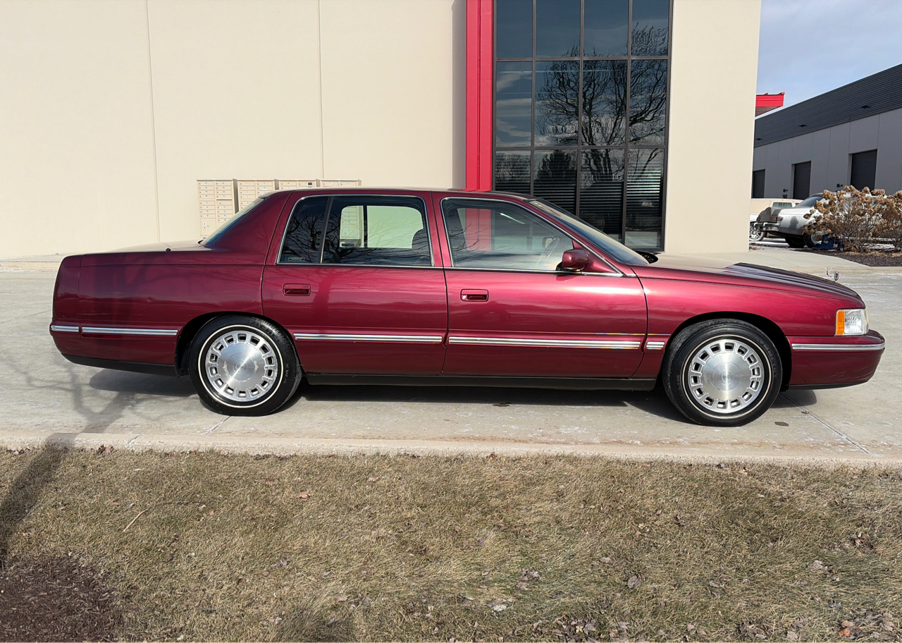 Cadillac DeVille Sedan 1997