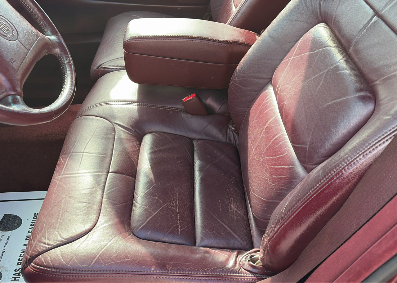 Cadillac DeVille Sedan 1997