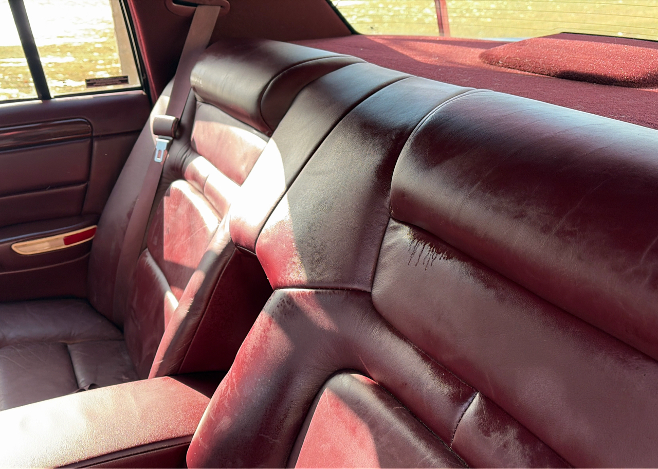 Cadillac DeVille Sedan 1997