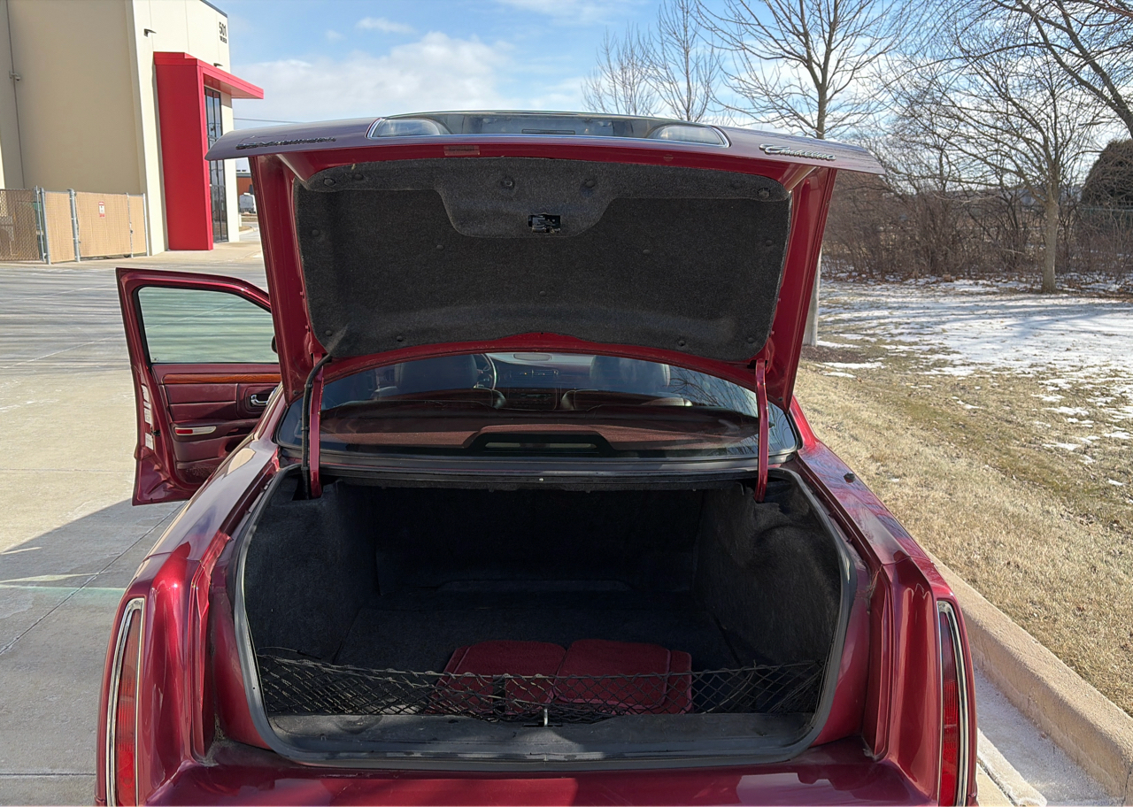 Cadillac DeVille Sedan 1997