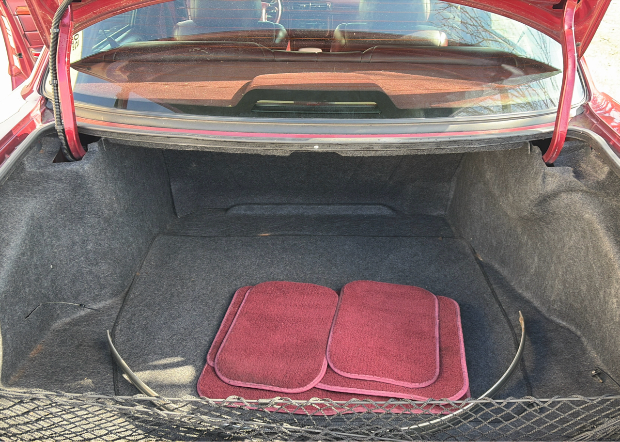 Cadillac DeVille Sedan 1997