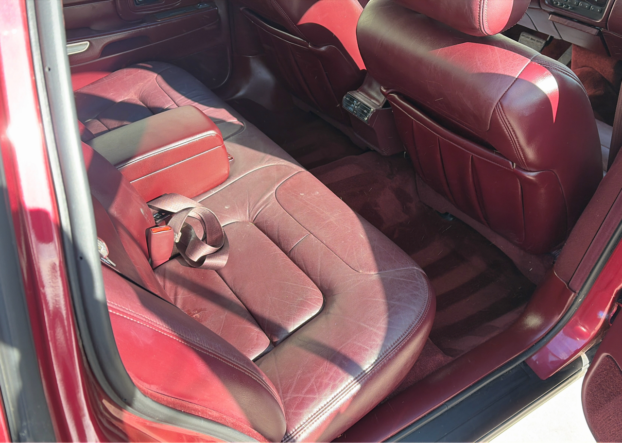 Cadillac DeVille Sedan 1997