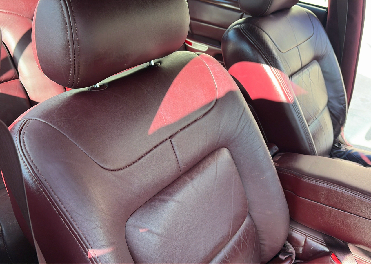 Cadillac DeVille Sedan 1997