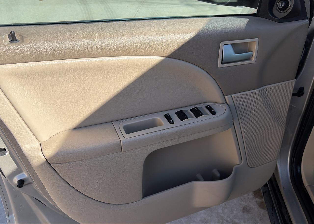 2005 MERCURY MONTEGO - Image 9