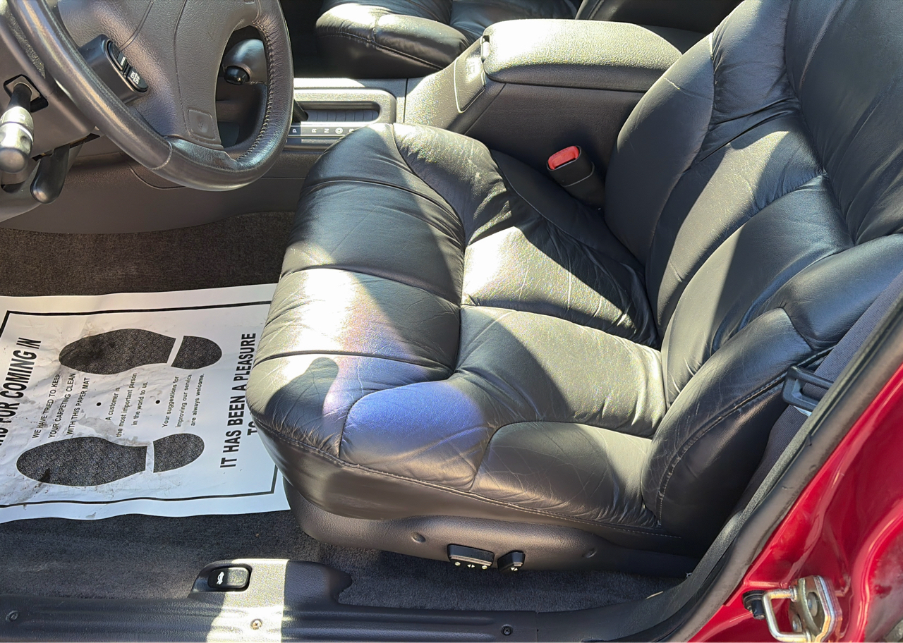 Chrysler LHS Sedan 1995