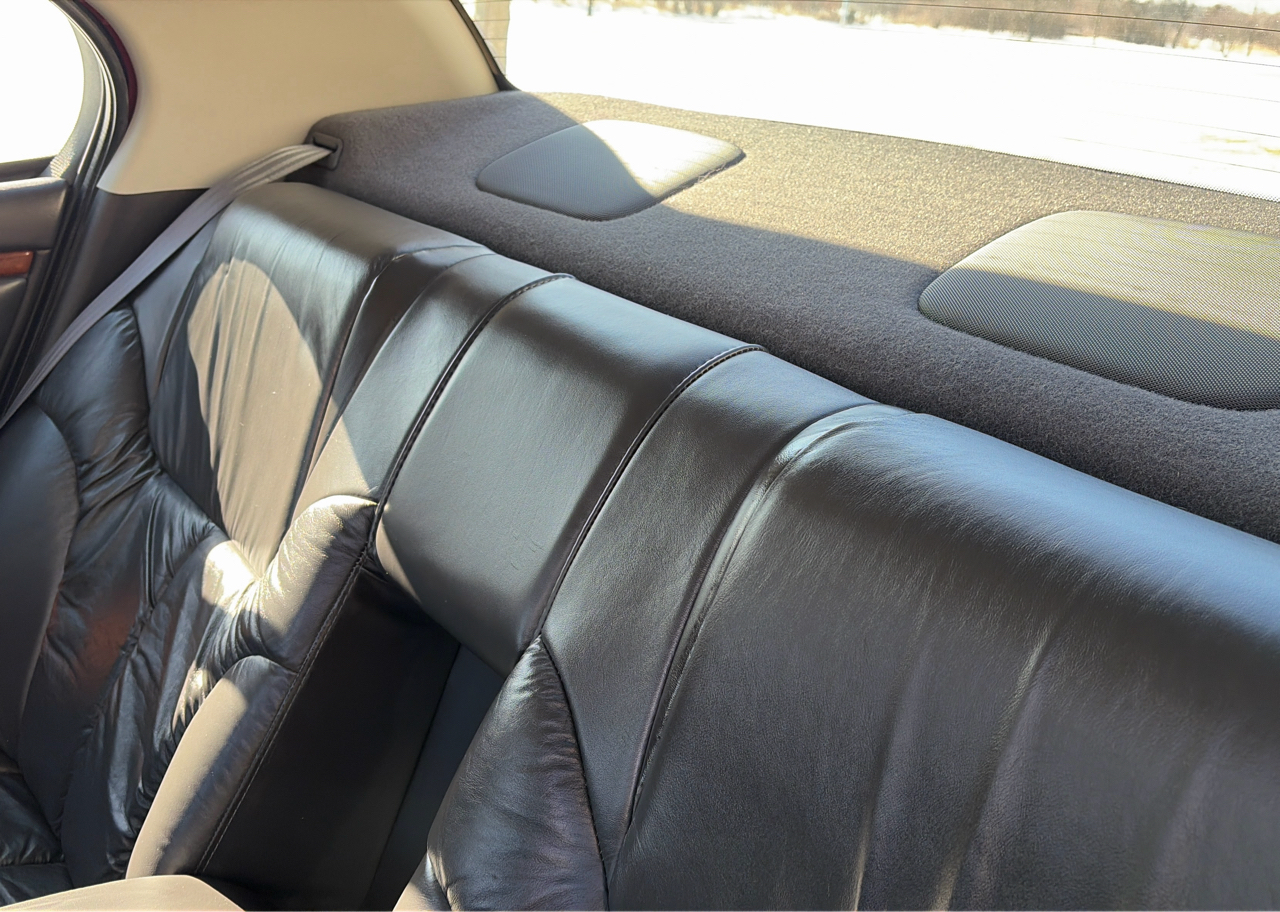 Chrysler LHS Sedan 1995