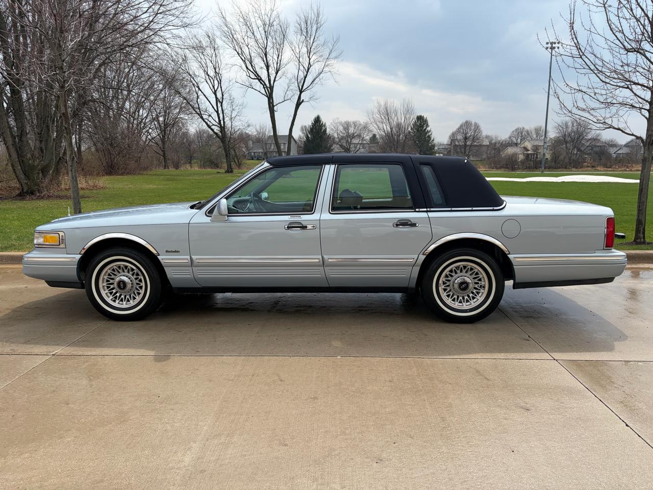 Lincoln Town Car Executive 1997