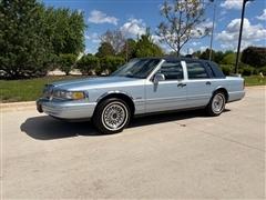 1997 Lincoln Town Car 