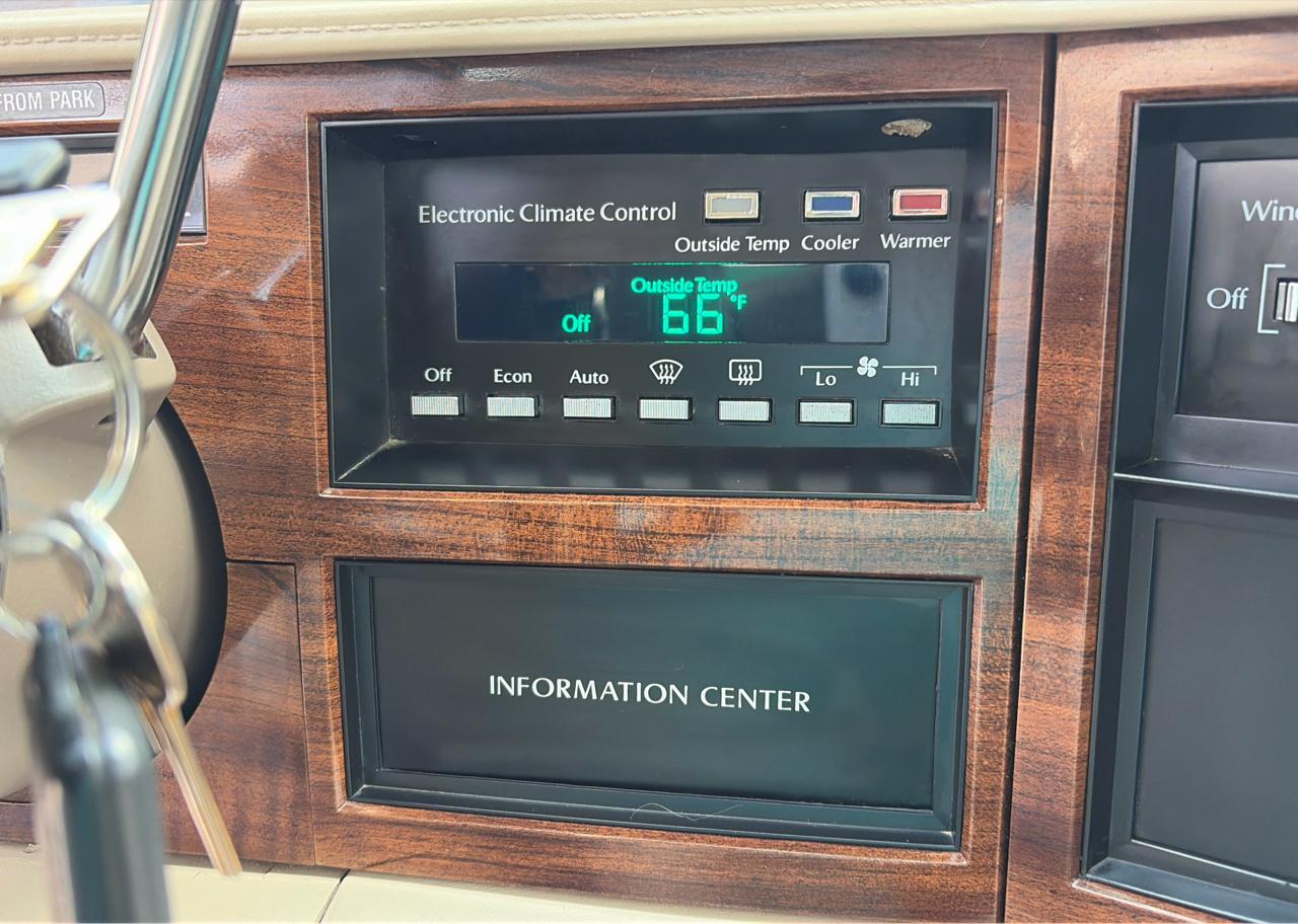 Cadillac DeVille Special Edition 1993