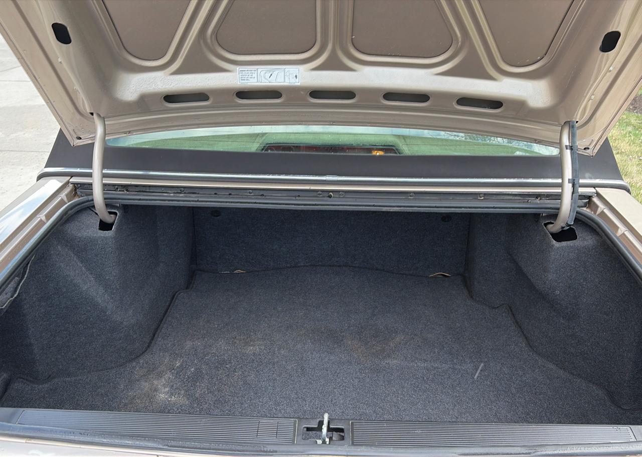 Cadillac DeVille Special Edition 1993