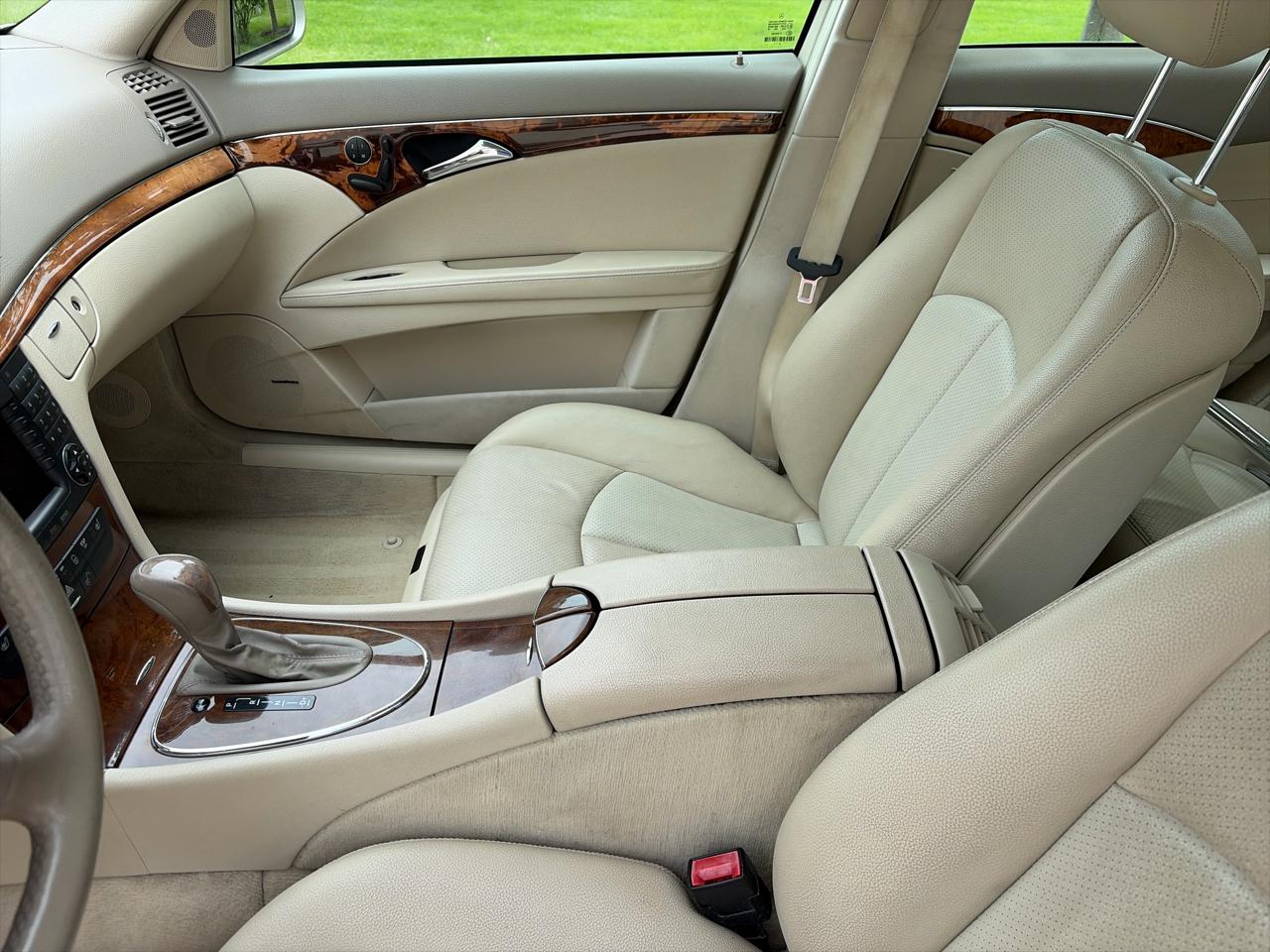 Mercedes-Benz E-Class Wagon E350 4MATIC Wagon 2004
