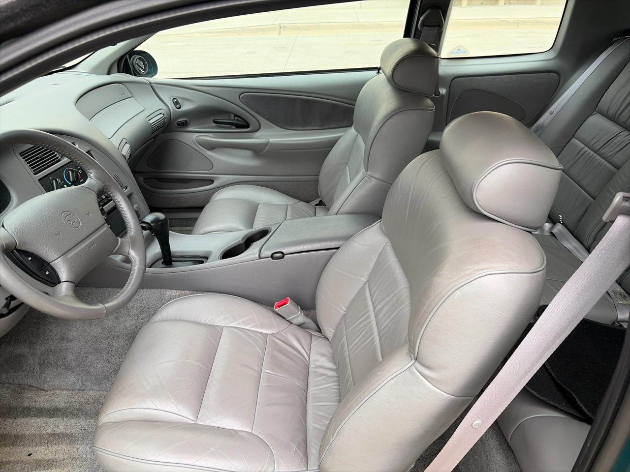 Mercury Cougar XR-7 1997