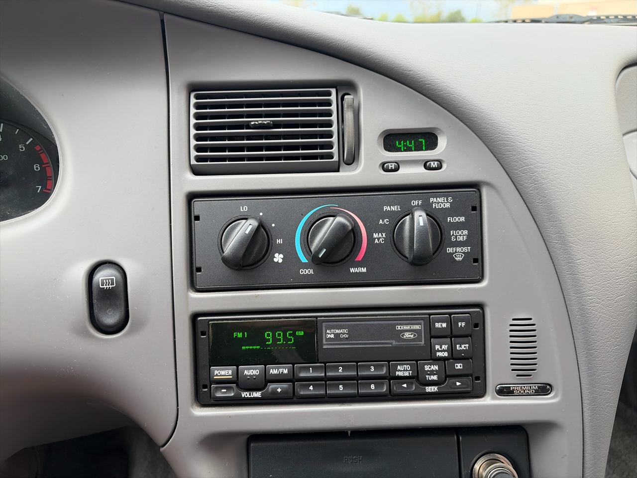 Mercury Cougar XR-7 1997