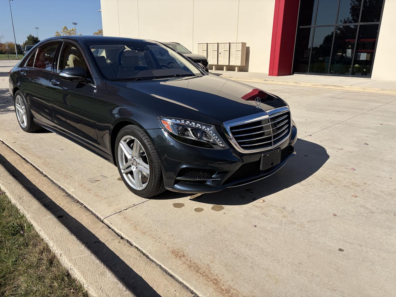 Mercedes-Benz S-Class S550 4MATIC 2014