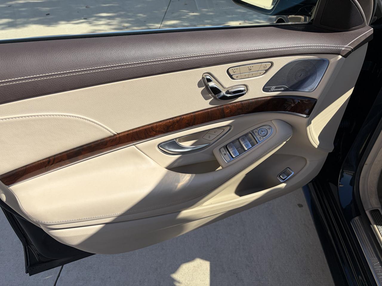 Mercedes-Benz S-Class S550 4MATIC 2014
