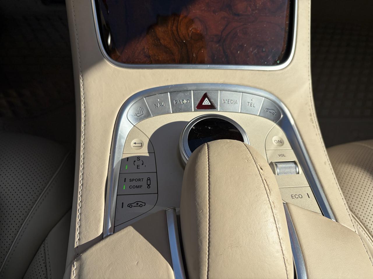 Mercedes-Benz S-Class S550 4MATIC 2014