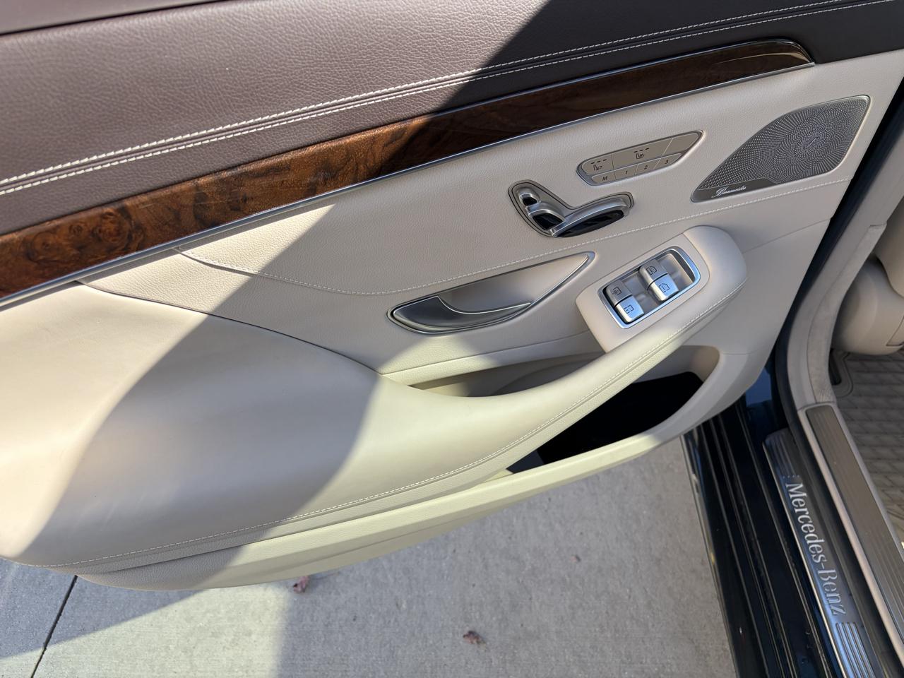Mercedes-Benz S-Class S550 4MATIC 2014