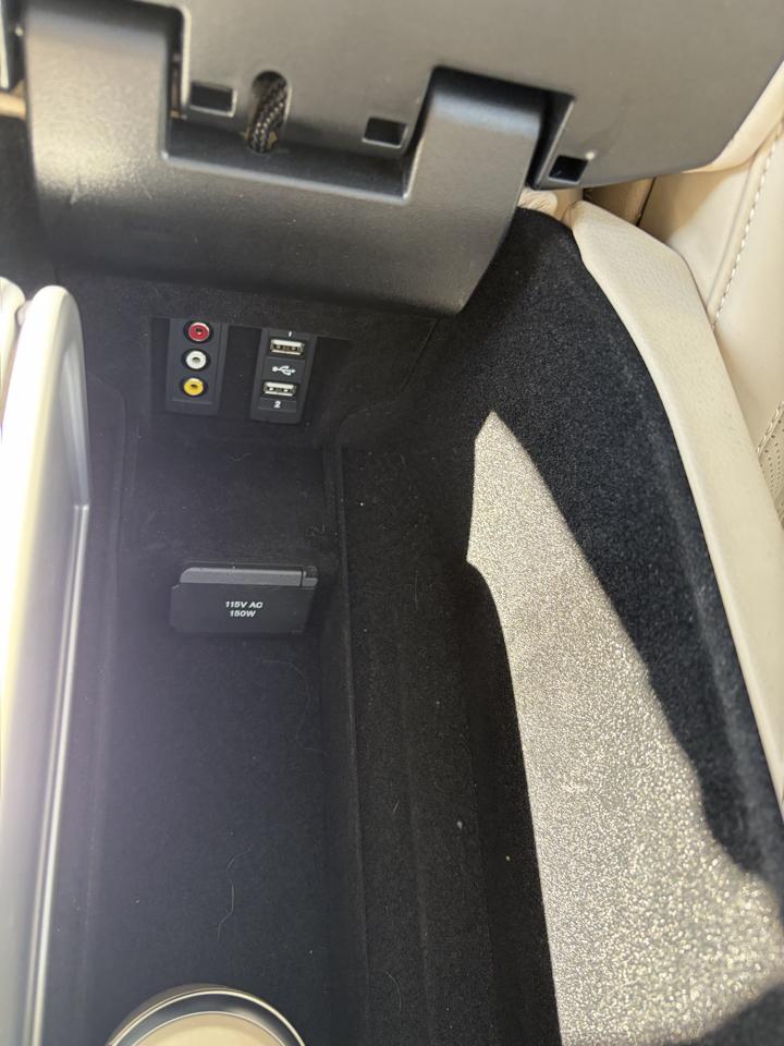 Mercedes-Benz S-Class S550 4MATIC 2014