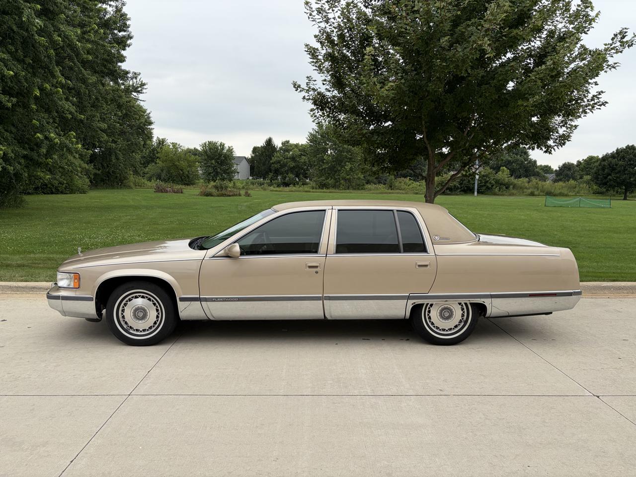 Cadillac Fleetwood Sedan 1996