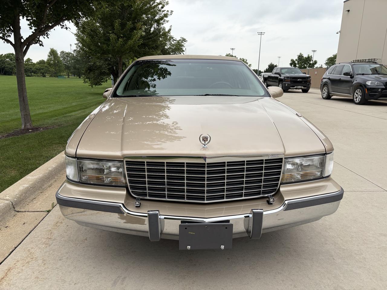 Cadillac Fleetwood Sedan 1996