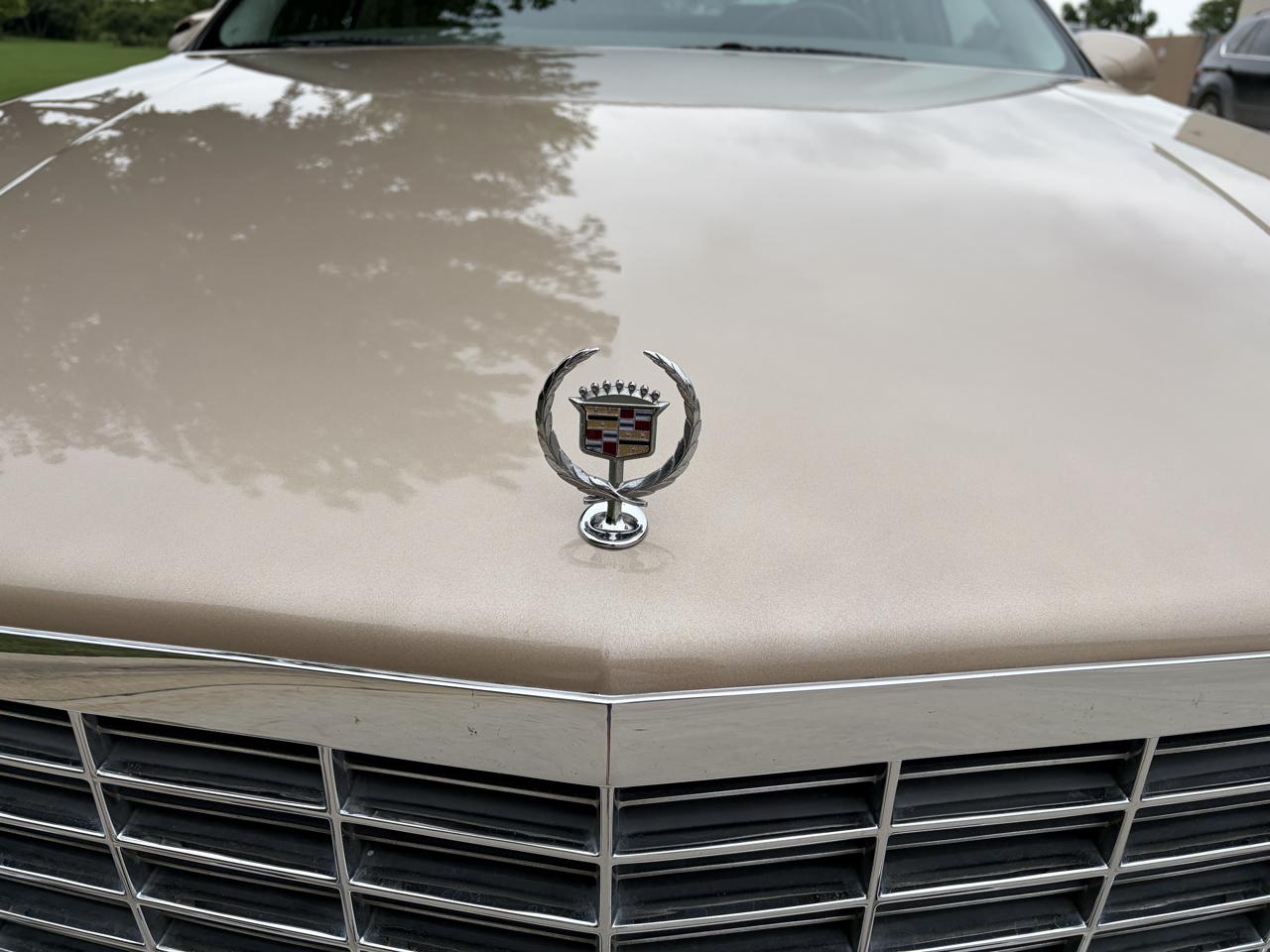 Cadillac Fleetwood Sedan 1996