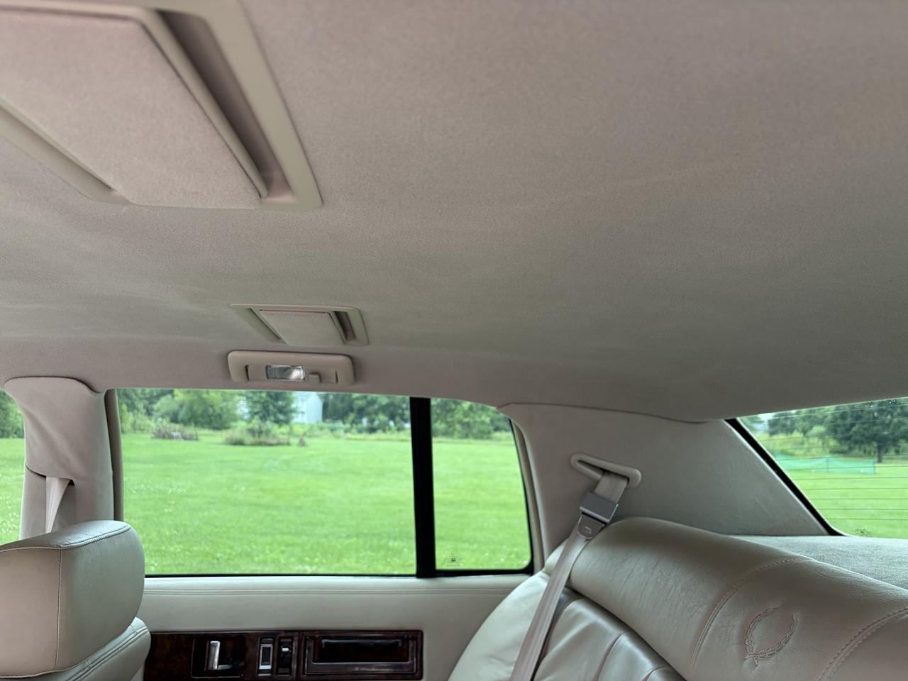 Cadillac Fleetwood Sedan 1996