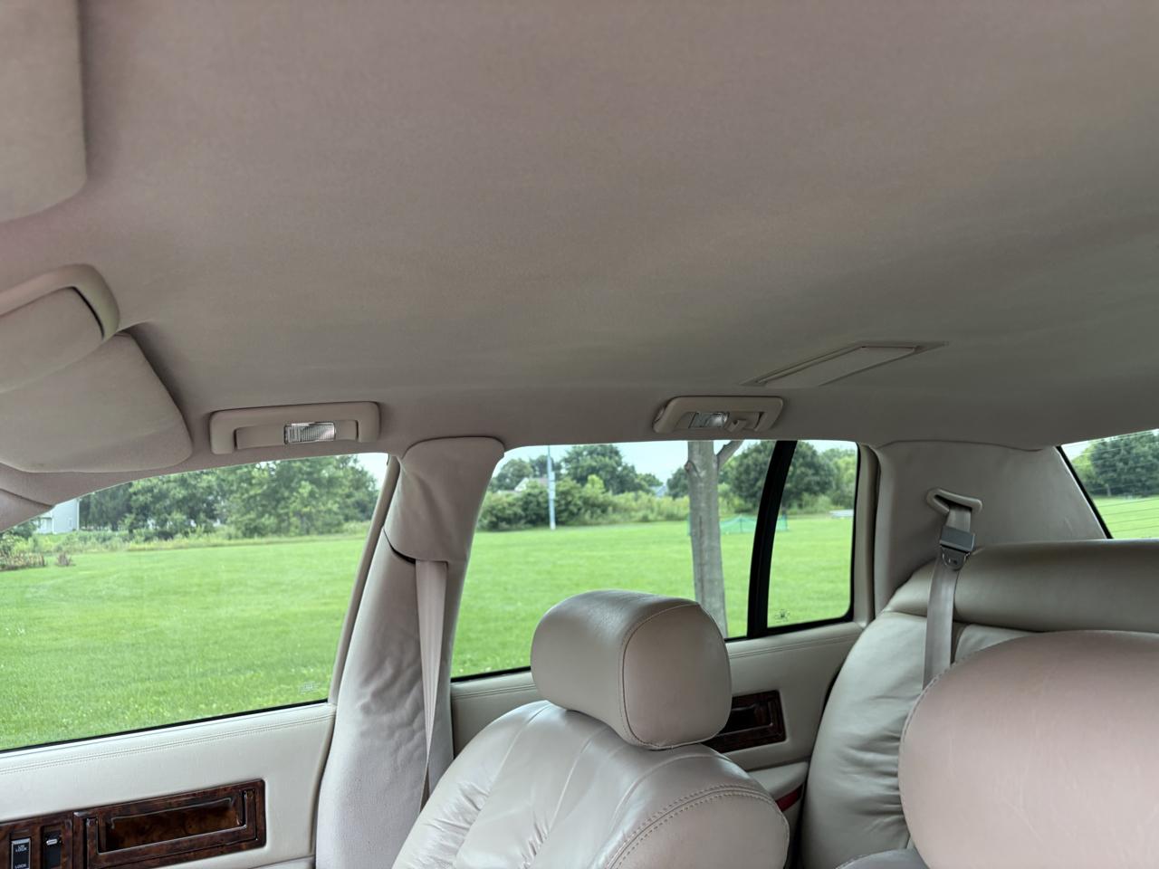 Cadillac Fleetwood Sedan 1996