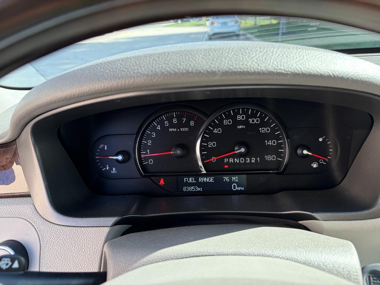 Cadillac DTS Premium w/ Navi 2011