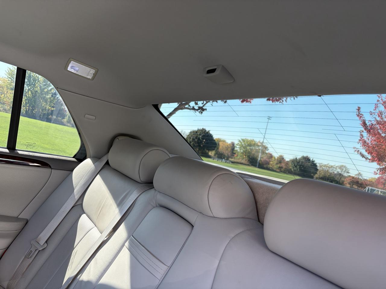 Cadillac DTS Premium w/ Navi 2011