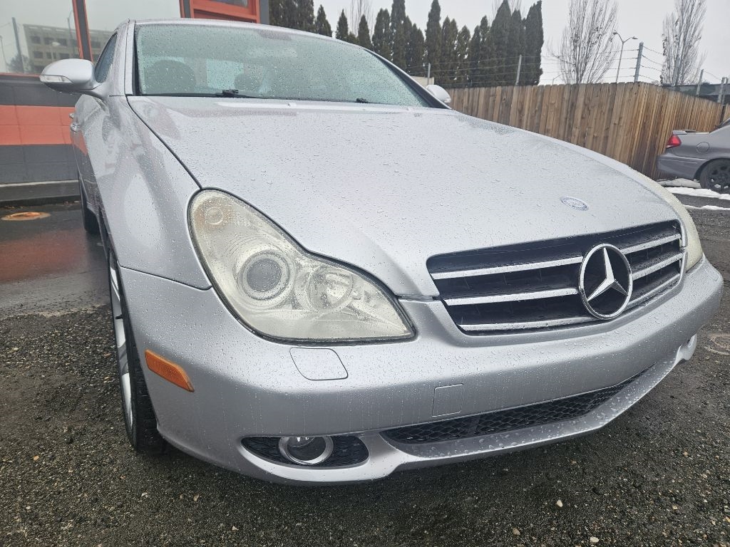 2006 Mercedes Benz CLS 550 photo 2