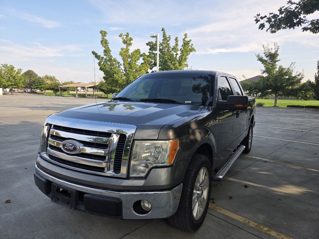 2010 Ford F-150 XL SuperCrew 5.5-ft. Bed 2WD