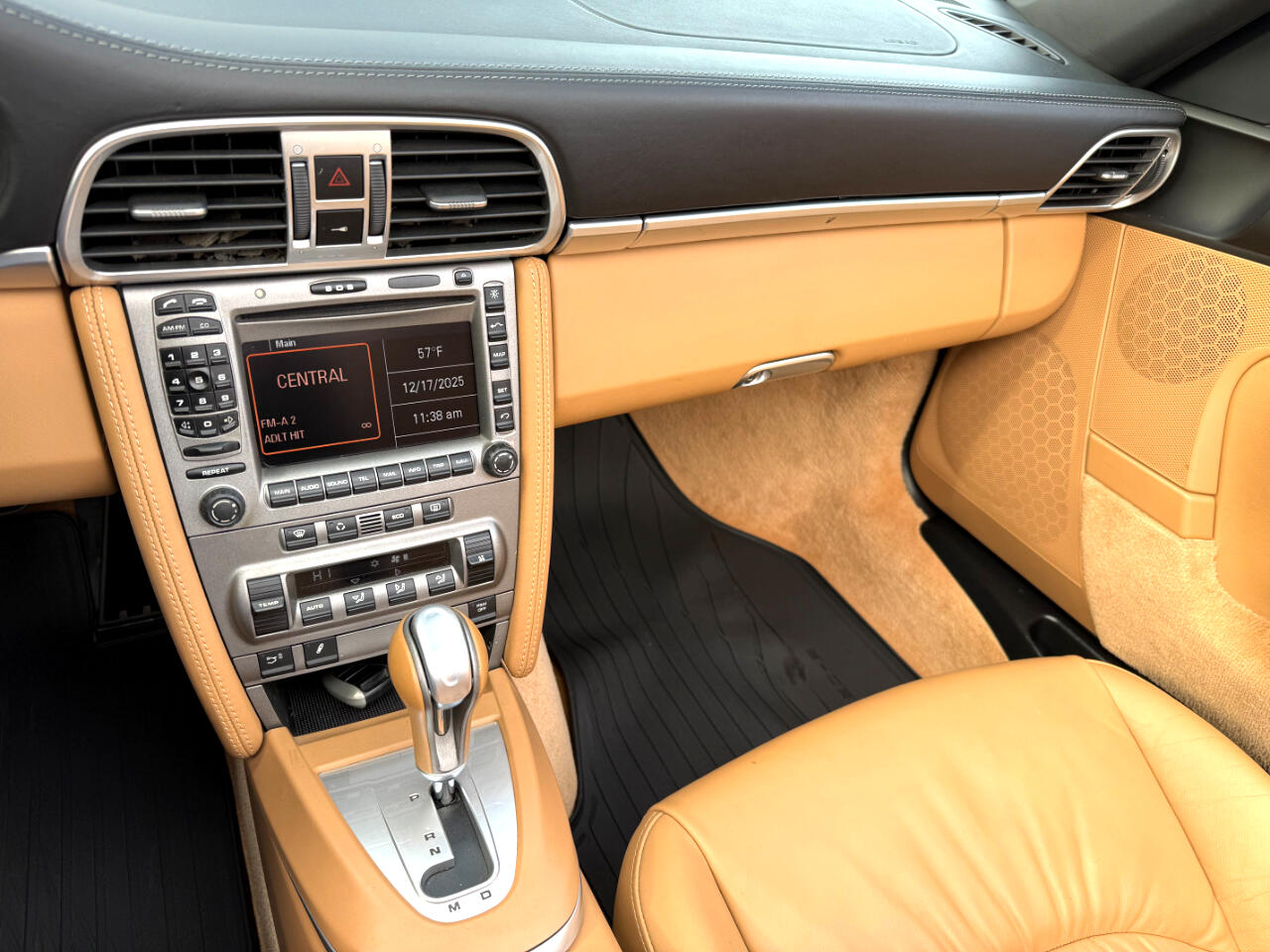 Porsche 911 2dr Cabriolet Carrera S 2007