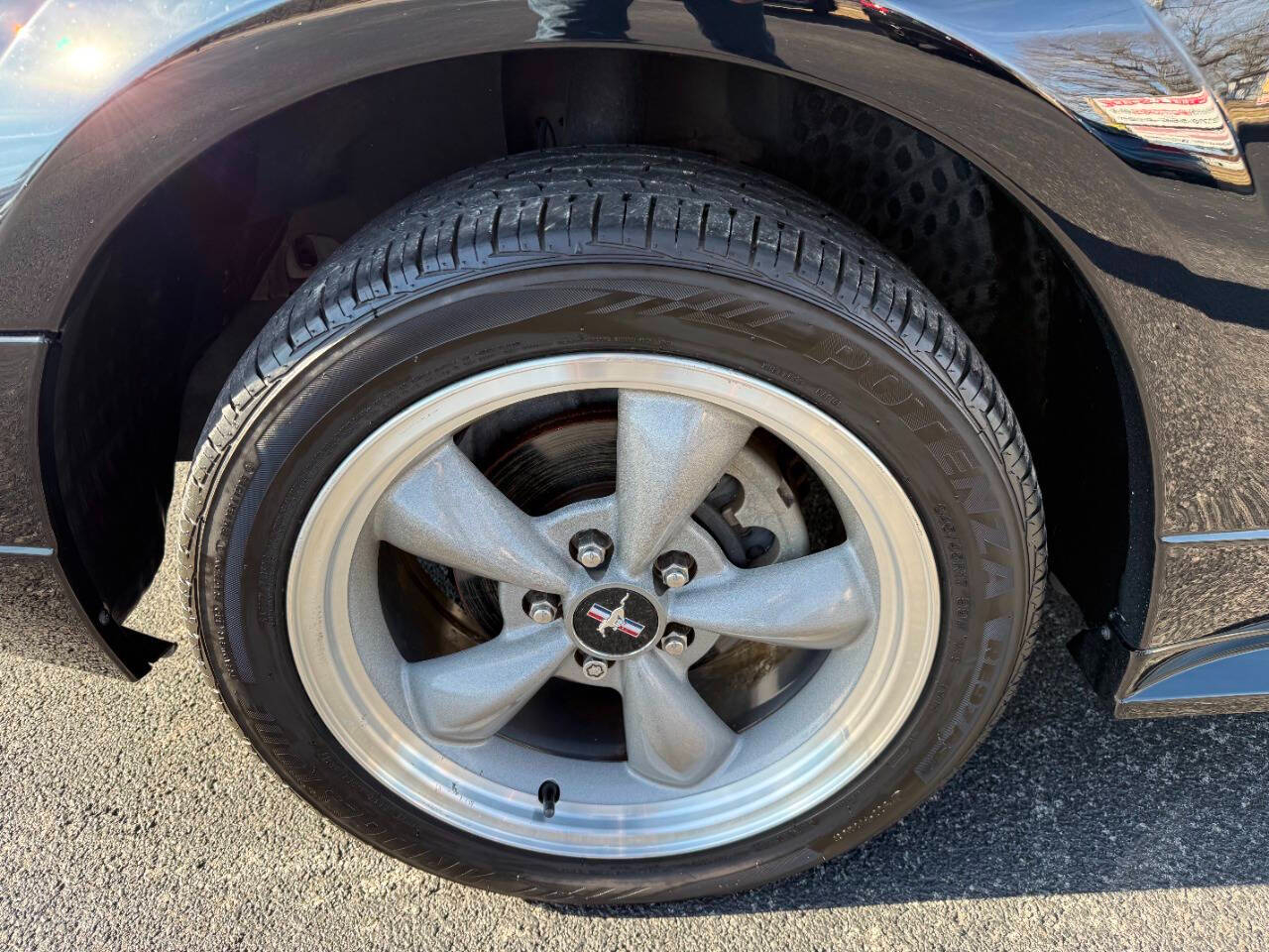 Ford Mustang 2dr Cpe GT Deluxe 2002