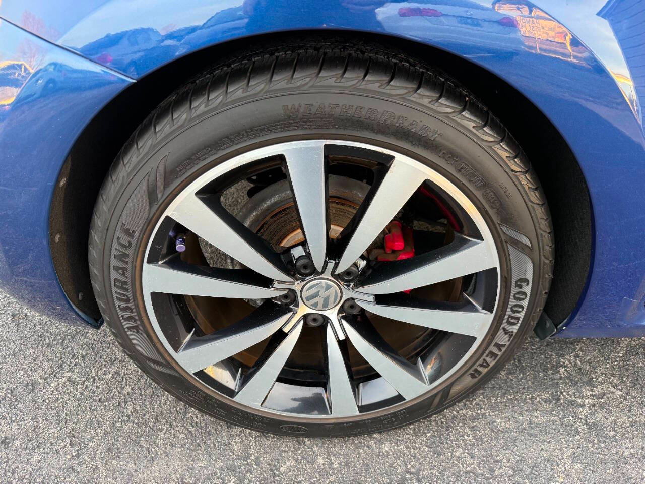 Volkswagen Beetle Convertible 2dr DSG 2.0T R-Line PZEV 2014