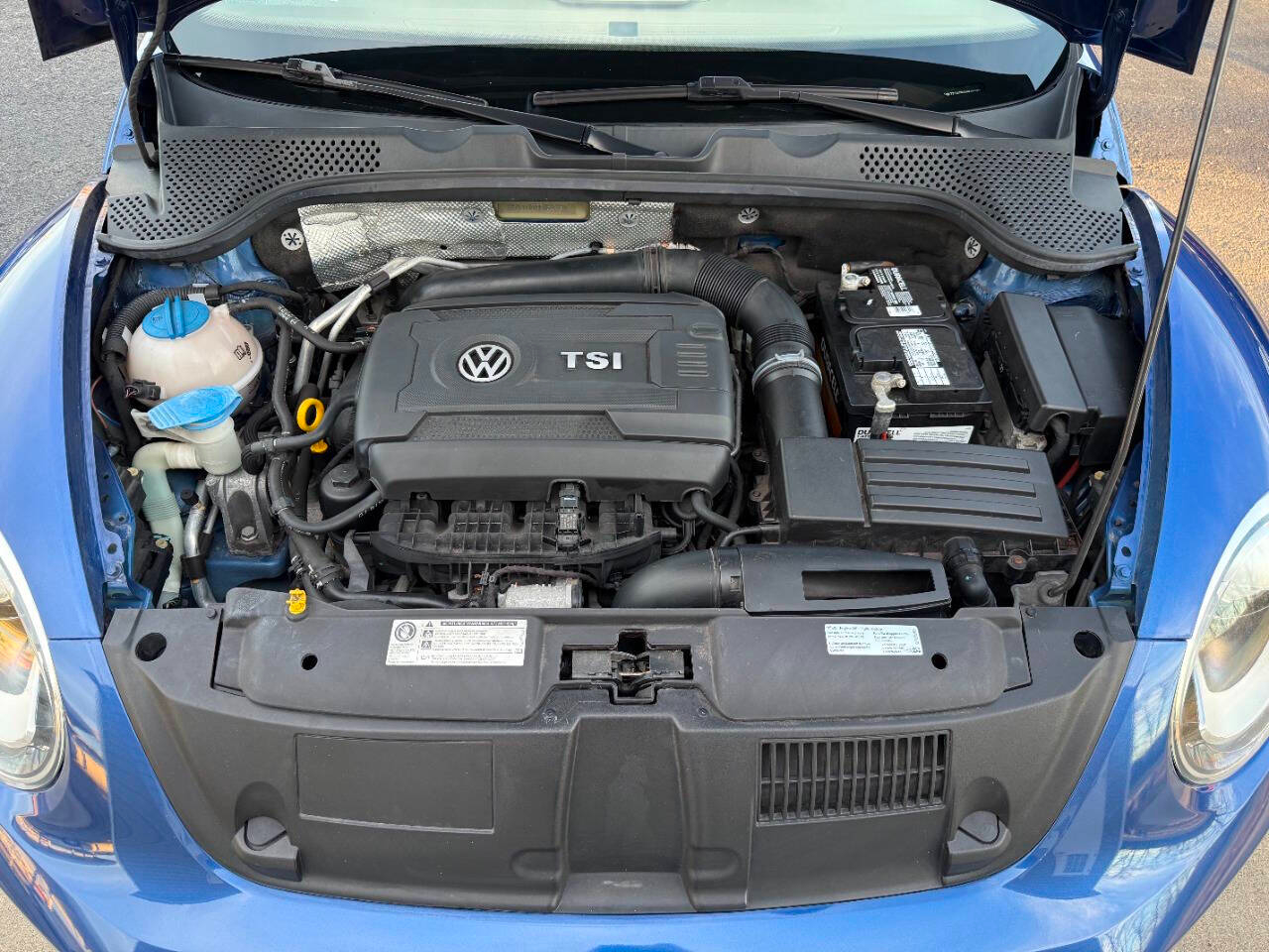 Volkswagen Beetle Convertible 2dr DSG 2.0T R-Line PZEV 2014