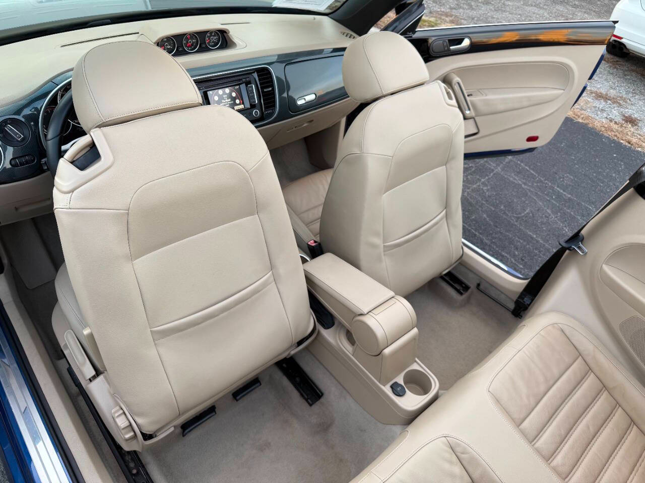 Volkswagen Beetle Convertible 2dr DSG 2.0T R-Line PZEV 2014