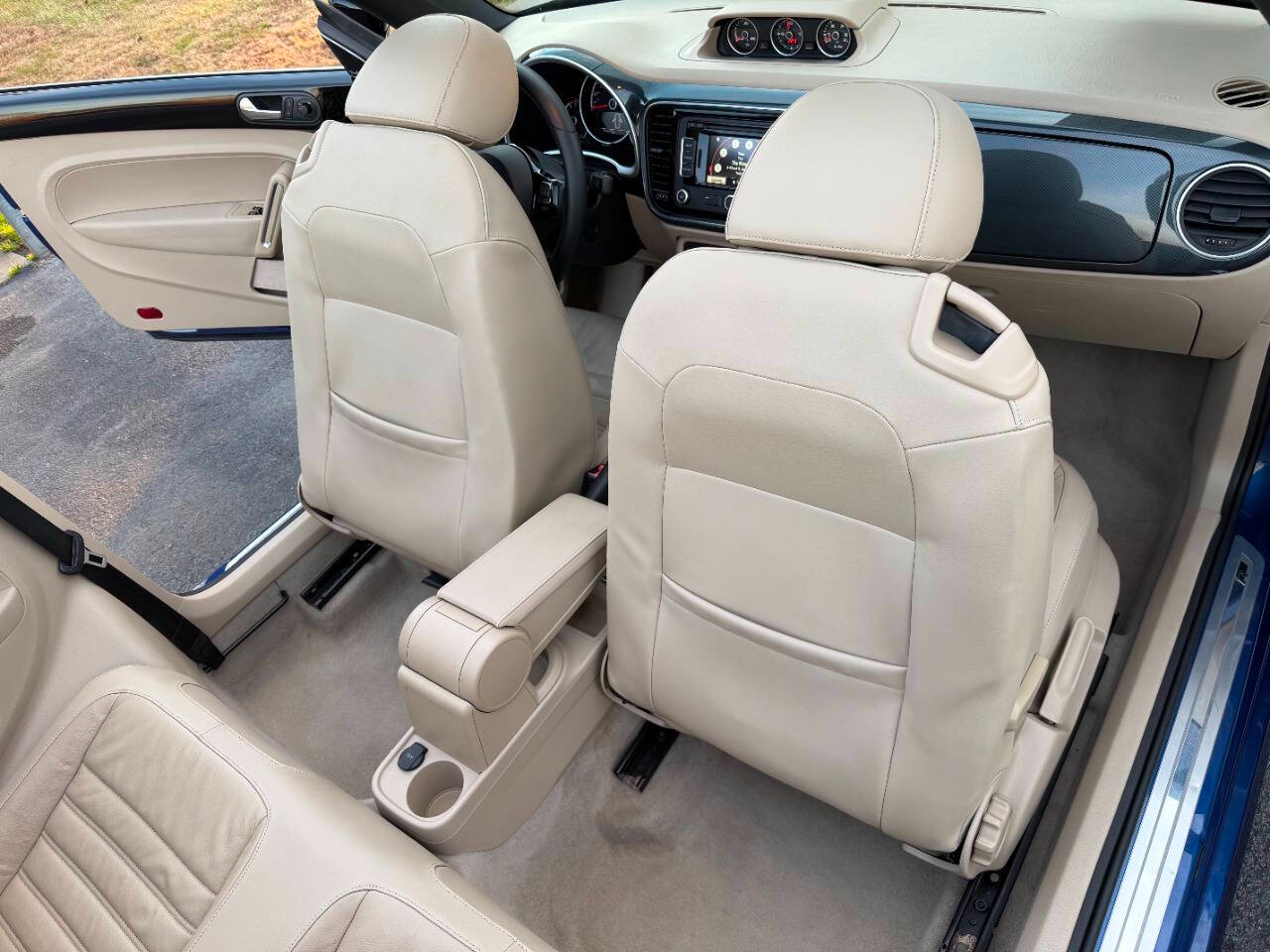 Volkswagen Beetle Convertible 2dr DSG 2.0T R-Line PZEV 2014