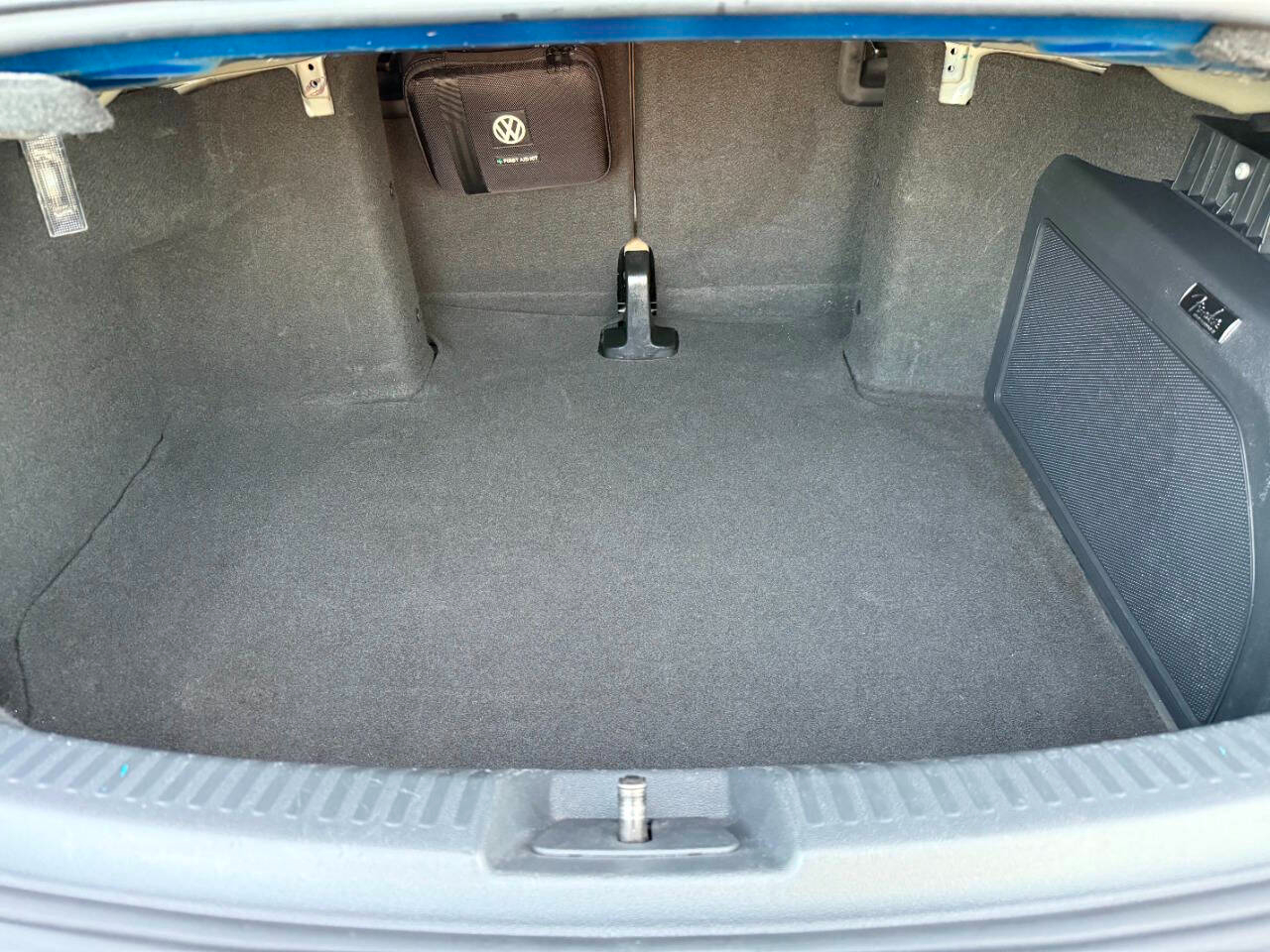 Volkswagen Beetle Convertible 2dr DSG 2.0T R-Line PZEV 2014