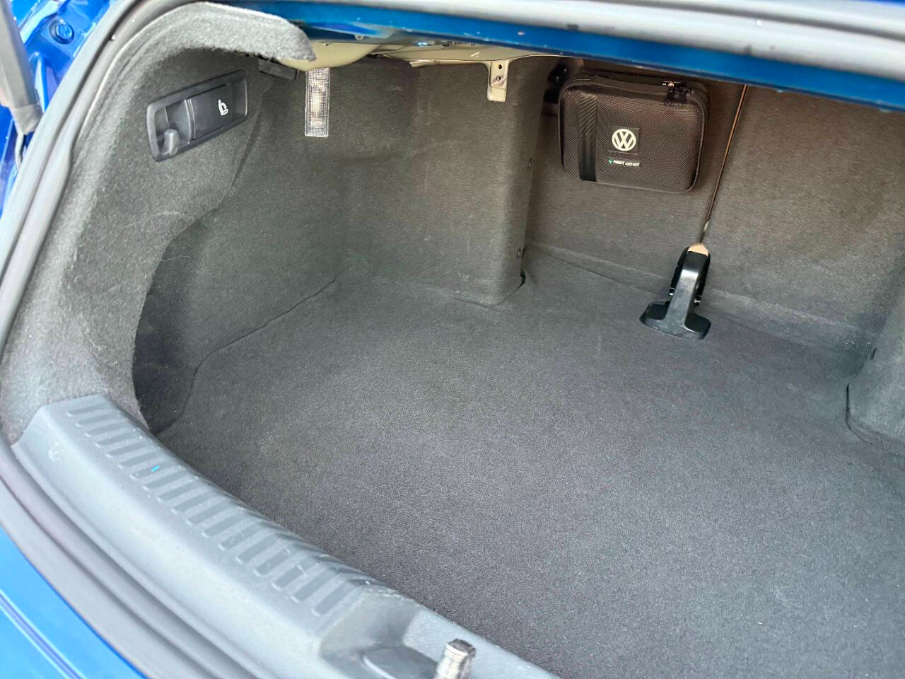 Volkswagen Beetle Convertible 2dr DSG 2.0T R-Line PZEV 2014